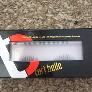 New magnetic lashes with anchors by Tori Belle